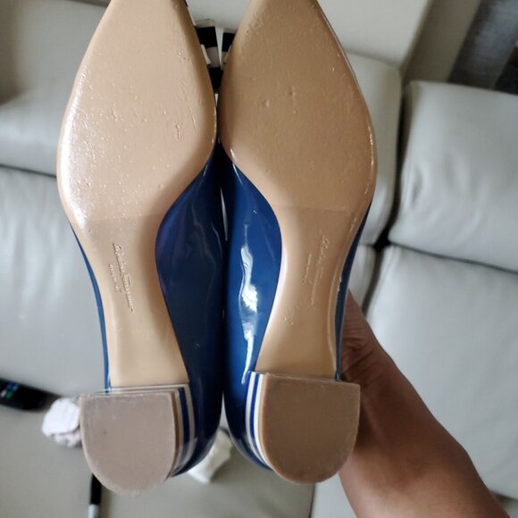 Salvatore Ferragamo EZIA in blue patent leather - Picture 10 of 12